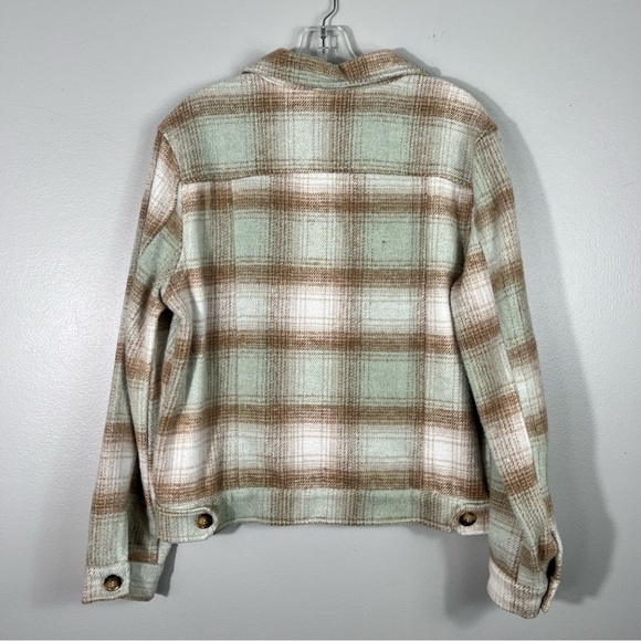 Umgee Boutique Pastel Green Brown Plaid Shacket Boxy Fit Top Medium M Fall - Picture 5 of 5